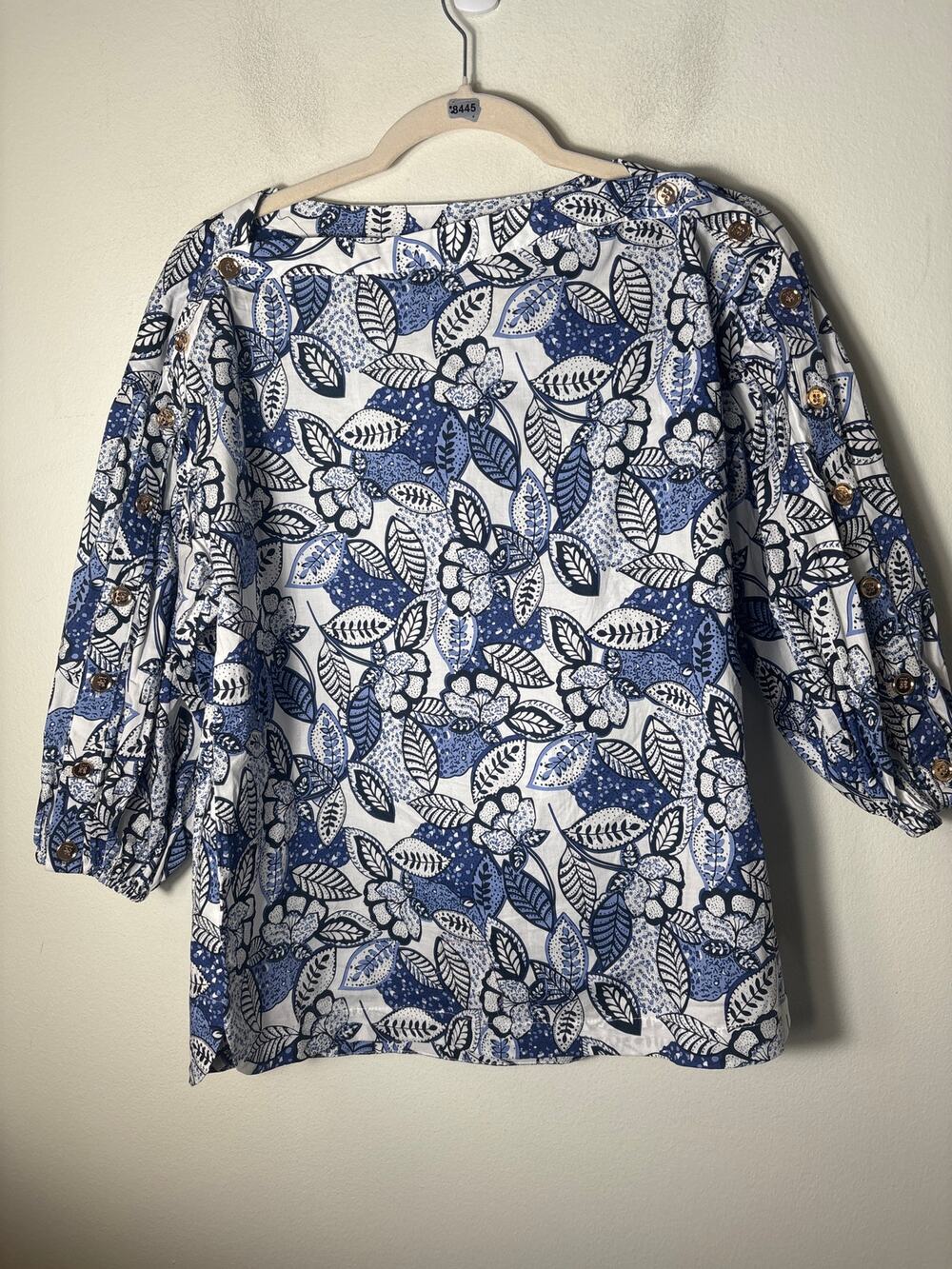 Buru Blue Leaf Gold Button Sleeve Top Sz S